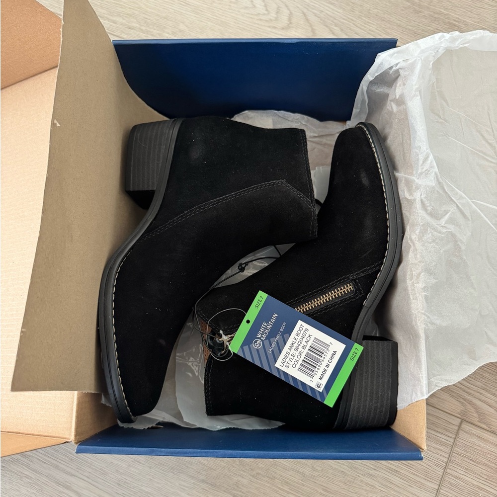 White Mountain Women's Altos Ankle Boot